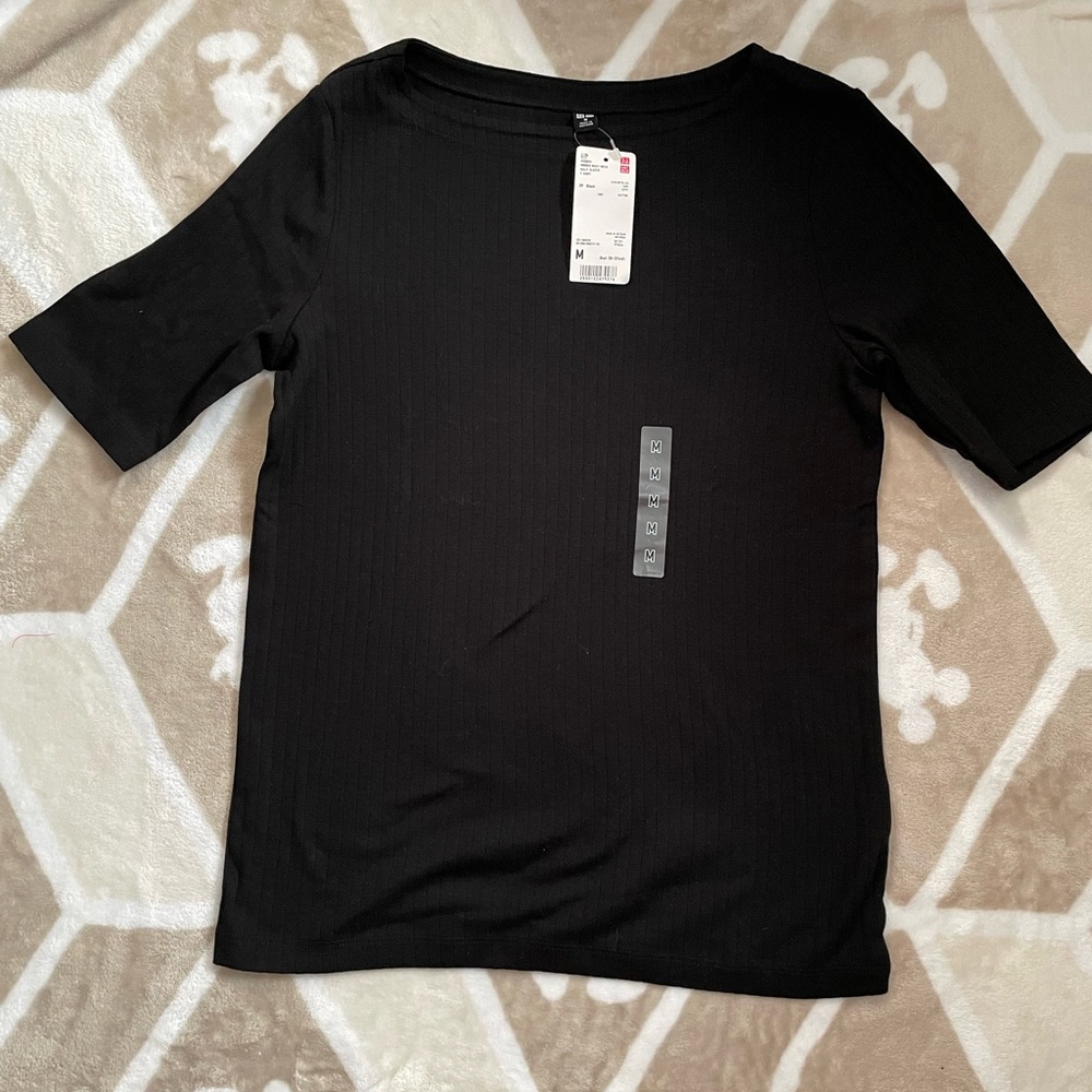 Uniqlo- ribbed boat neck top